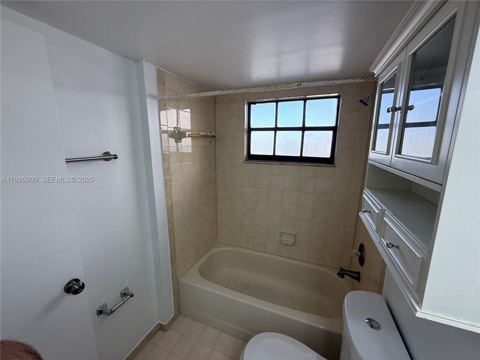 В аренду: $2,275 (2 спален, 2 ванн, 970 Квадратных фут)