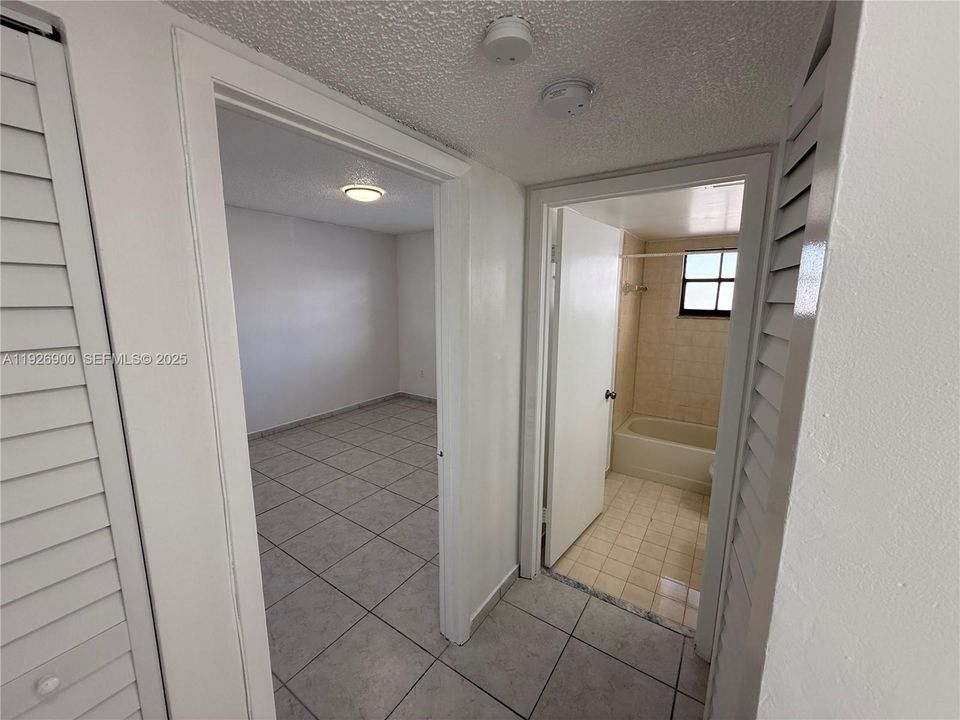 В аренду: $2,275 (2 спален, 2 ванн, 970 Квадратных фут)