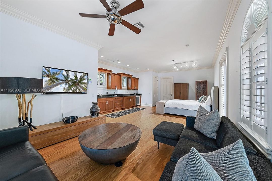 1st Floor Guest House