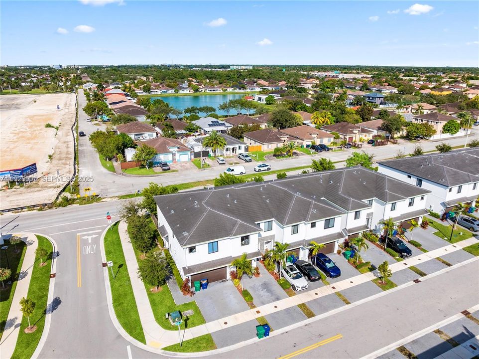 For Sale: $449,000 (3 beds, 2 baths, 1530 Square Feet)