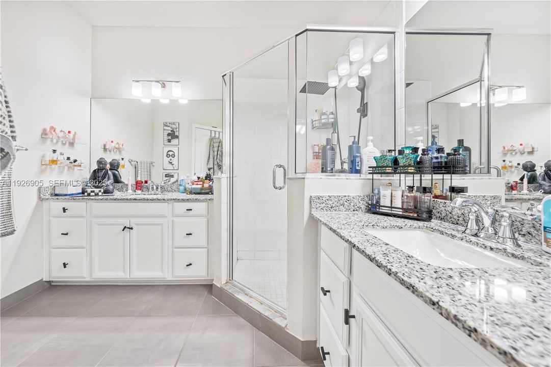 For Sale: $449,000 (3 beds, 2 baths, 1530 Square Feet)