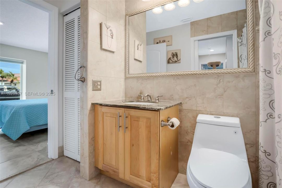 待售: $750,000 (3 贝兹, 2 浴室, 1690 平方英尺)