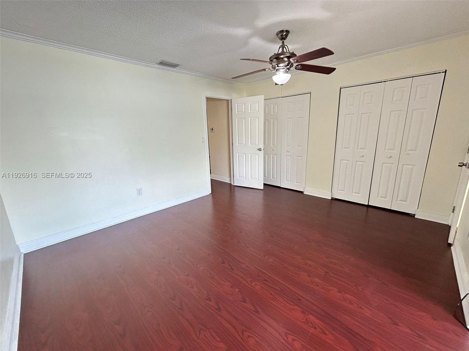 For Rent: $2,495 (2 beds, 2 baths, 1160 Square Feet)