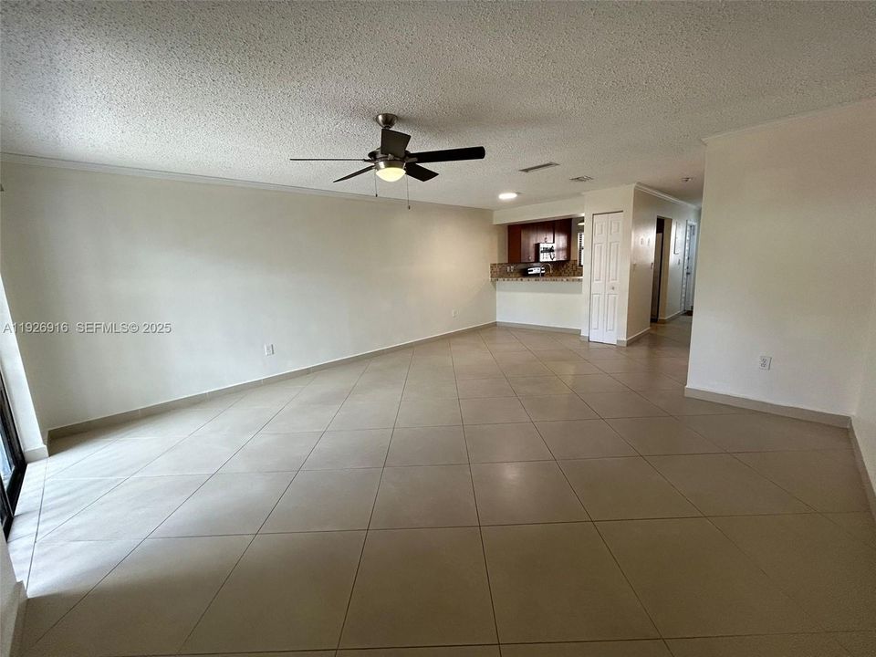 For Rent: $2,495 (2 beds, 2 baths, 1160 Square Feet)