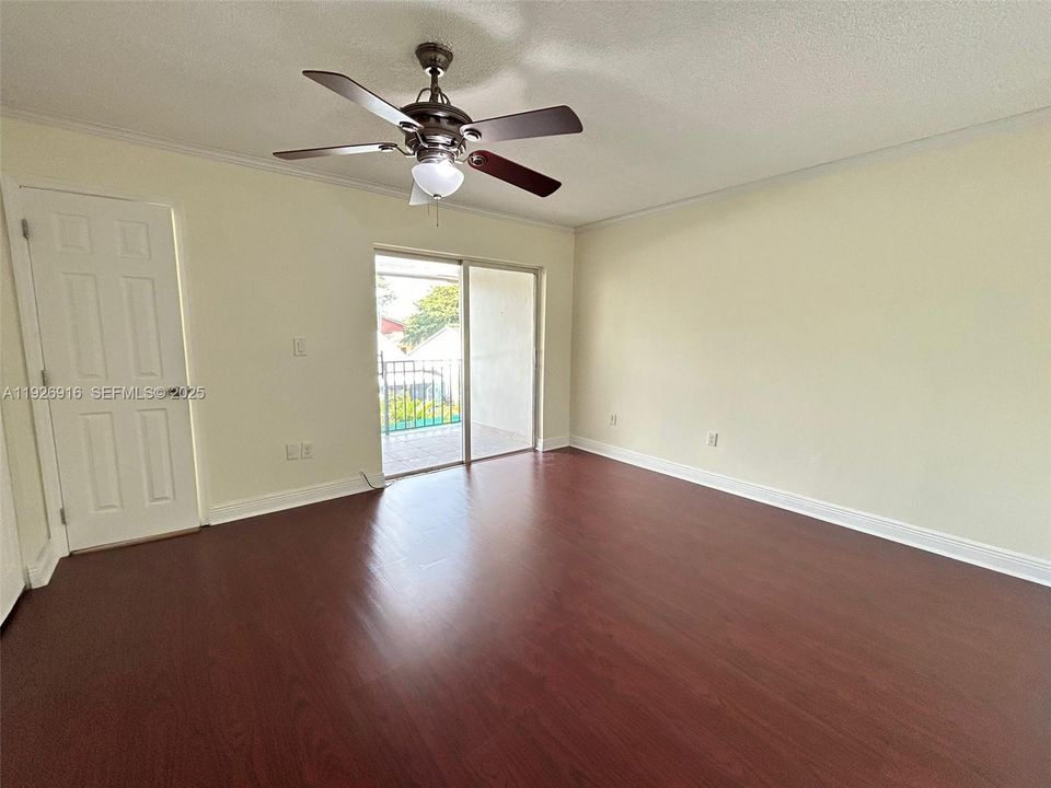 For Rent: $2,495 (2 beds, 2 baths, 1160 Square Feet)