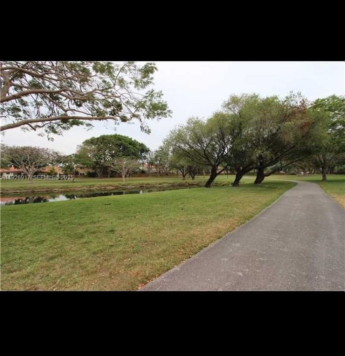 For Rent: $2,000 (1 beds, 1 baths, 586 Square Feet)