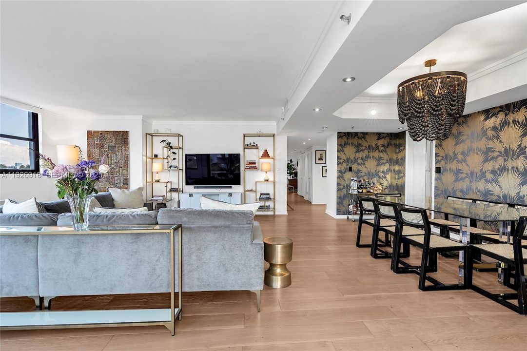 En Venta: $1,150,000 (2 camas, 2 baños, 1837 Pies cuadrados)