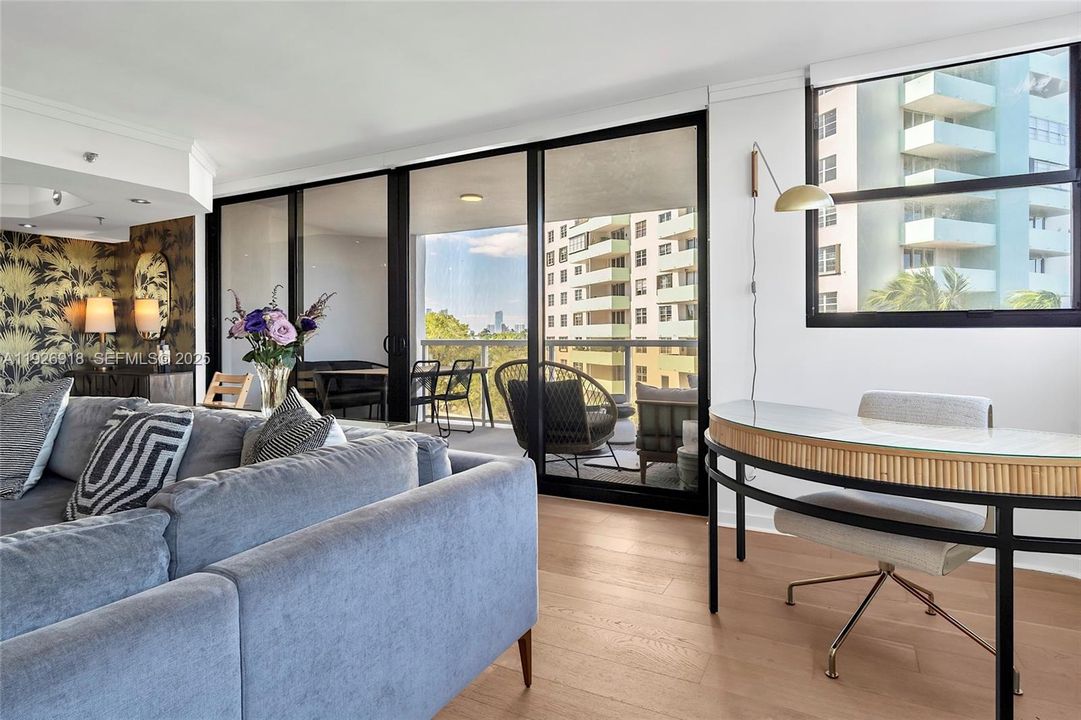 En Venta: $1,150,000 (2 camas, 2 baños, 1837 Pies cuadrados)