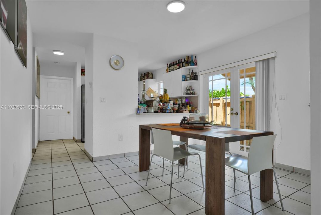 For Sale: $2,949,000 (8 beds, 7 baths, 6068 Square Feet)