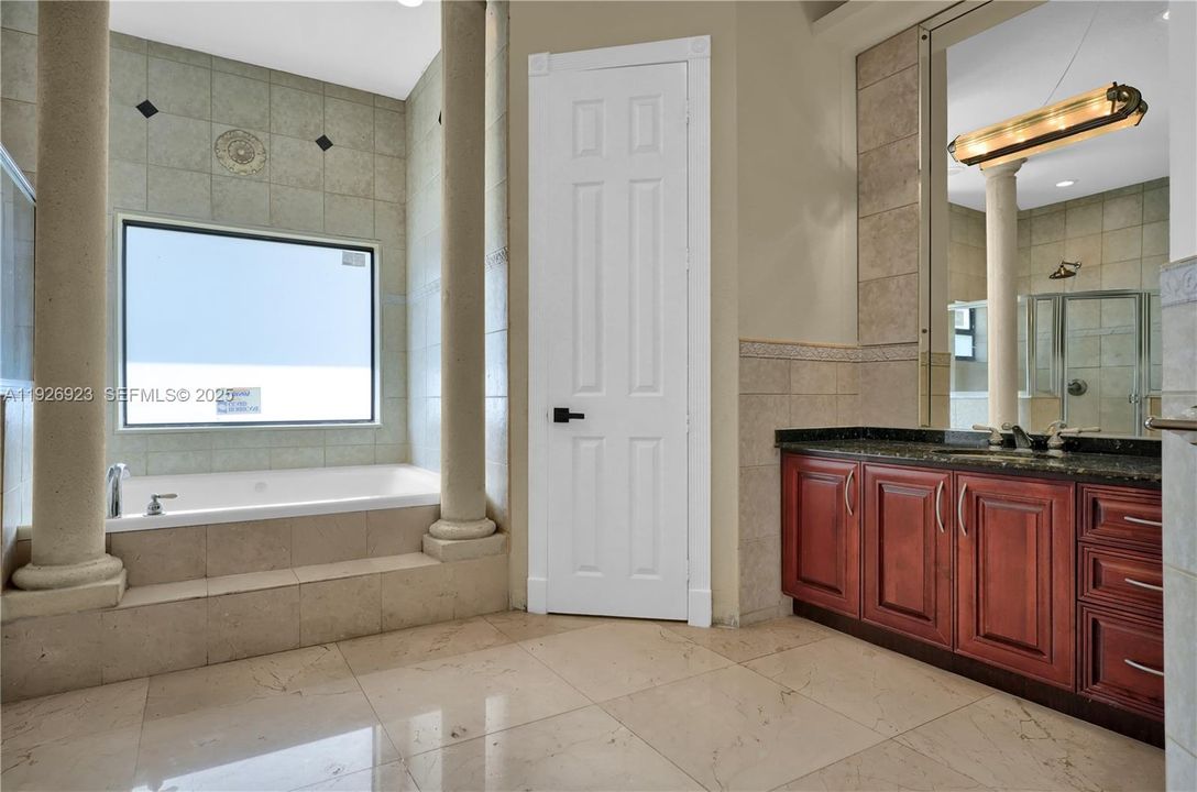 For Sale: $2,949,000 (8 beds, 7 baths, 6068 Square Feet)