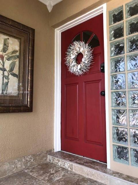 待售: $435,000 (2 贝兹, 2 浴室, 1560 平方英尺)