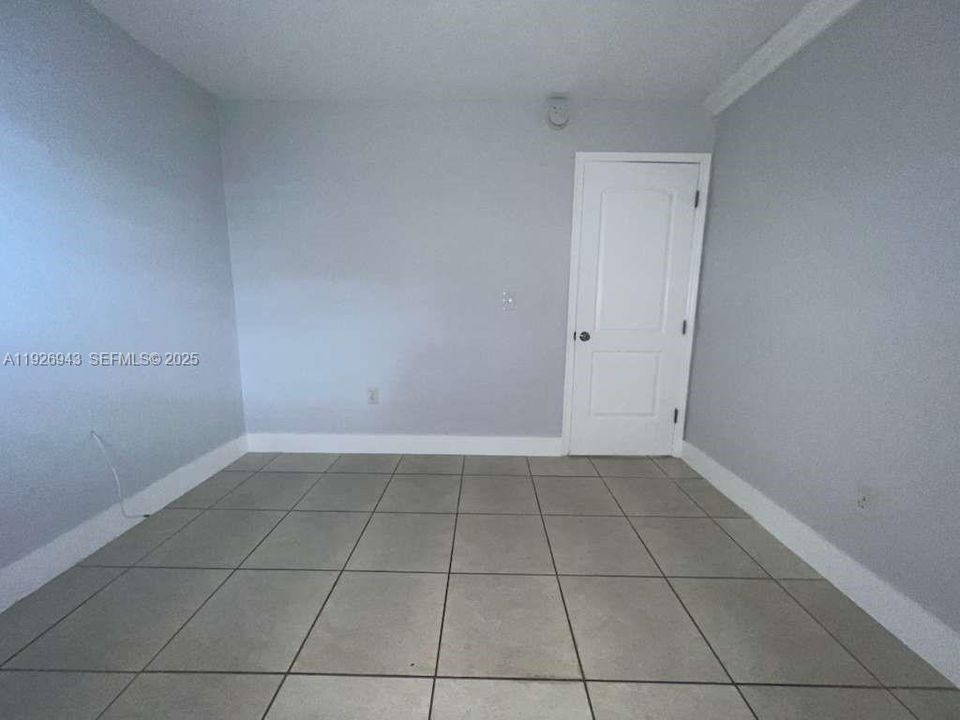 В аренду: $1,475 (1 спален, 1 ванн, 11052 Квадратных фут)