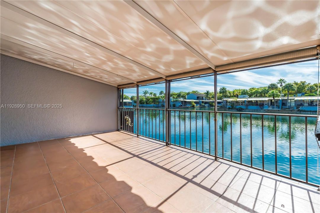 For Sale: $499,000 (3 beds, 2 baths, 1275 Square Feet)