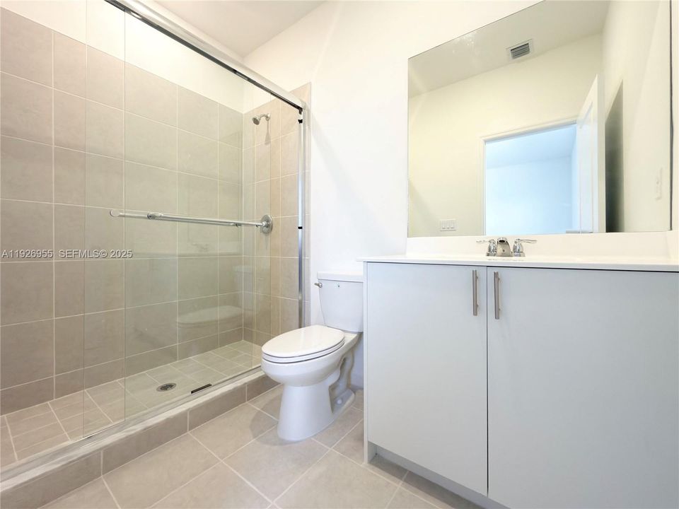 For Rent: $5,900 (5 beds, 4 baths, 0 Square Feet)