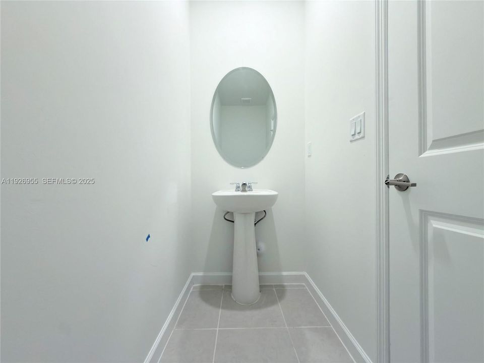 For Rent: $5,900 (5 beds, 4 baths, 0 Square Feet)