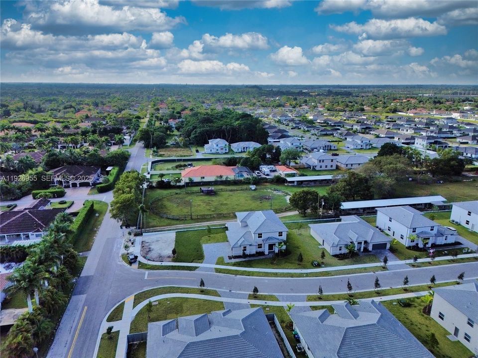 For Rent: $5,900 (5 beds, 4 baths, 0 Square Feet)