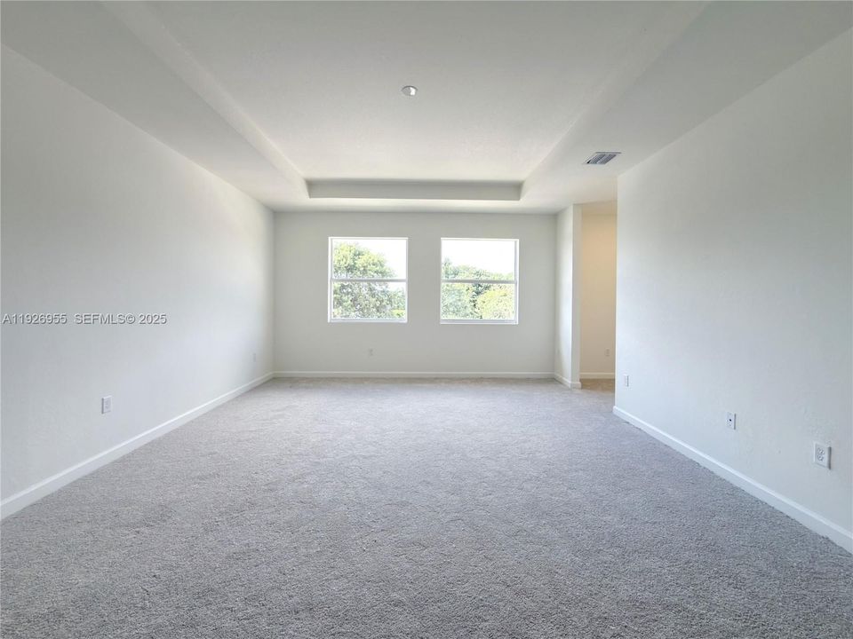 For Rent: $5,900 (5 beds, 4 baths, 0 Square Feet)