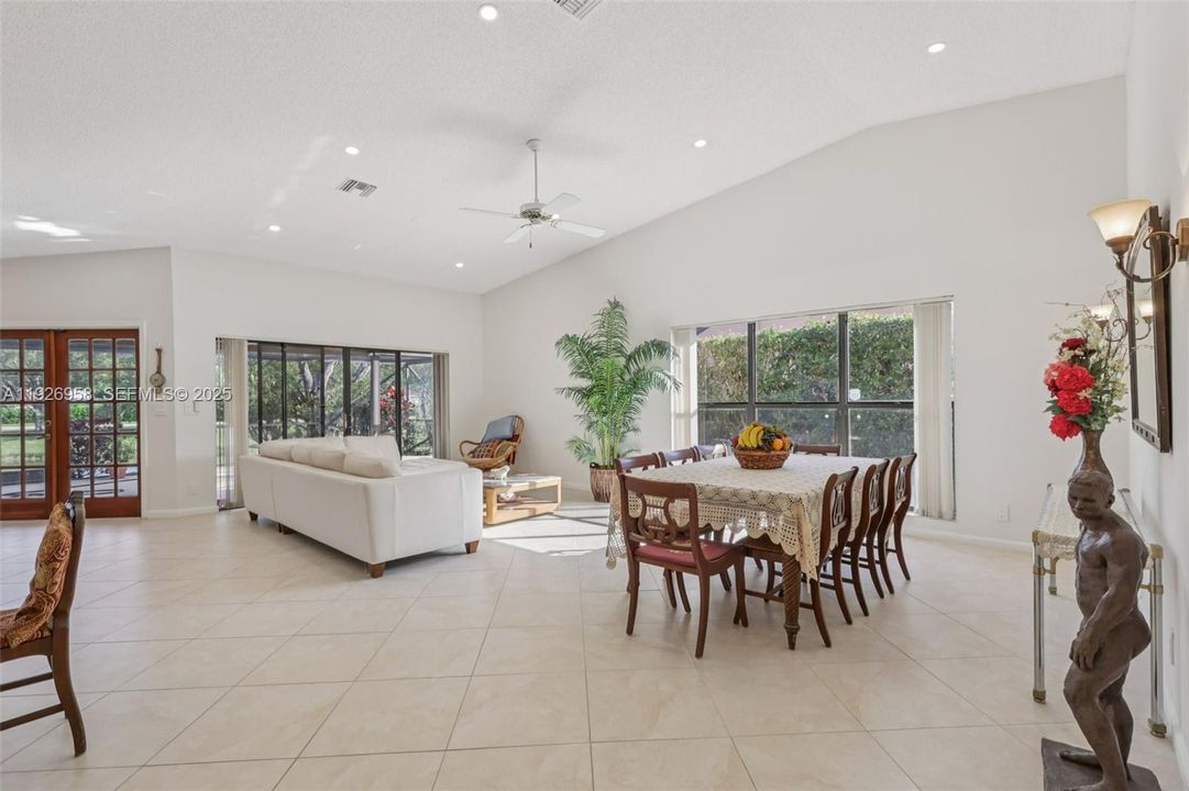 En Venta: $669,000 (3 camas, 2 baños, 1928 Pies cuadrados)