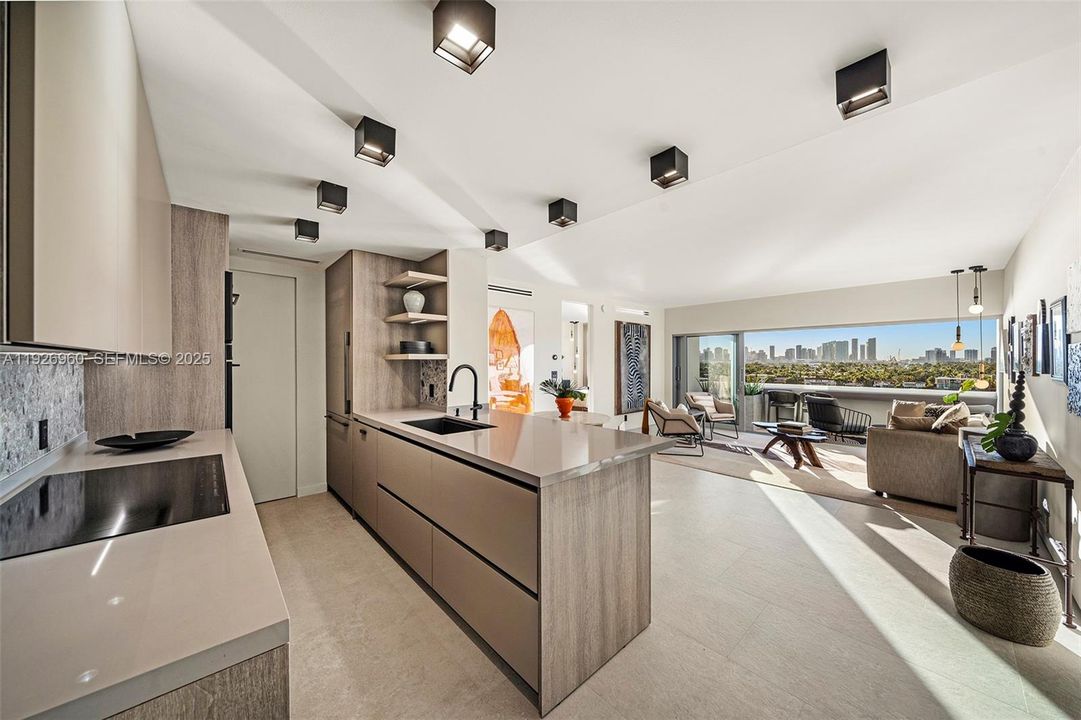 For Sale: $1,050,000 (1 beds, 1 baths, 859 Square Feet)