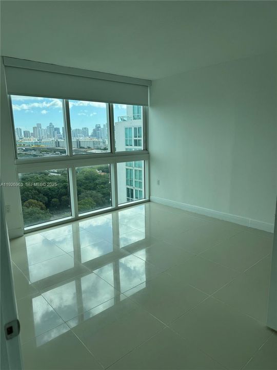 出租: $3,150 (2 贝兹, 2 浴室, 1002 平方英尺)