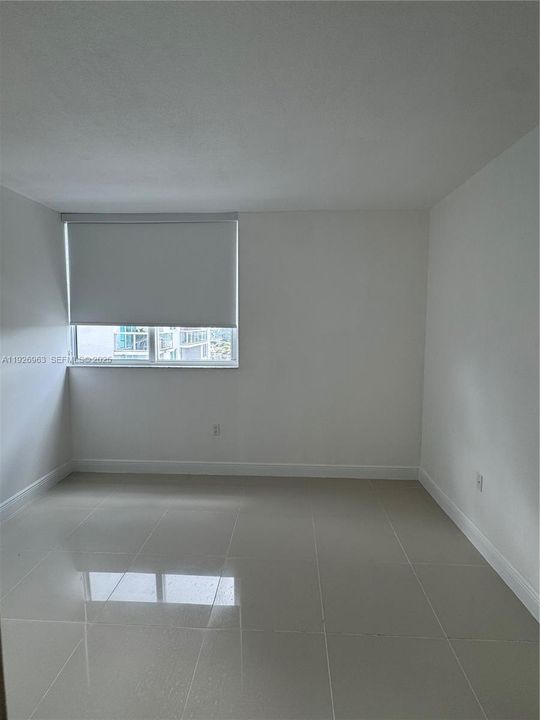 出租: $3,150 (2 贝兹, 2 浴室, 1002 平方英尺)