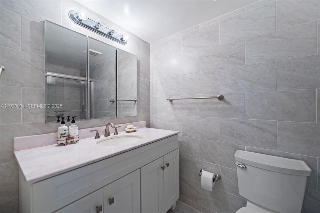 For Sale: $550,000 (3 beds, 2 baths, 1647 Square Feet)