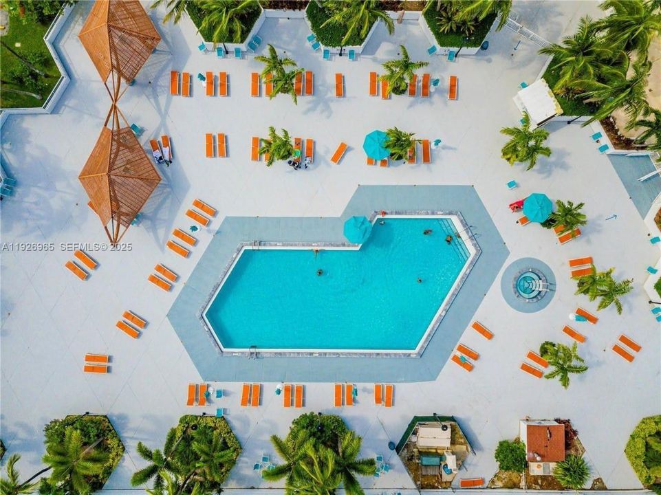 出租: $2,900 (2 贝兹, 2 浴室, 1331 平方英尺)