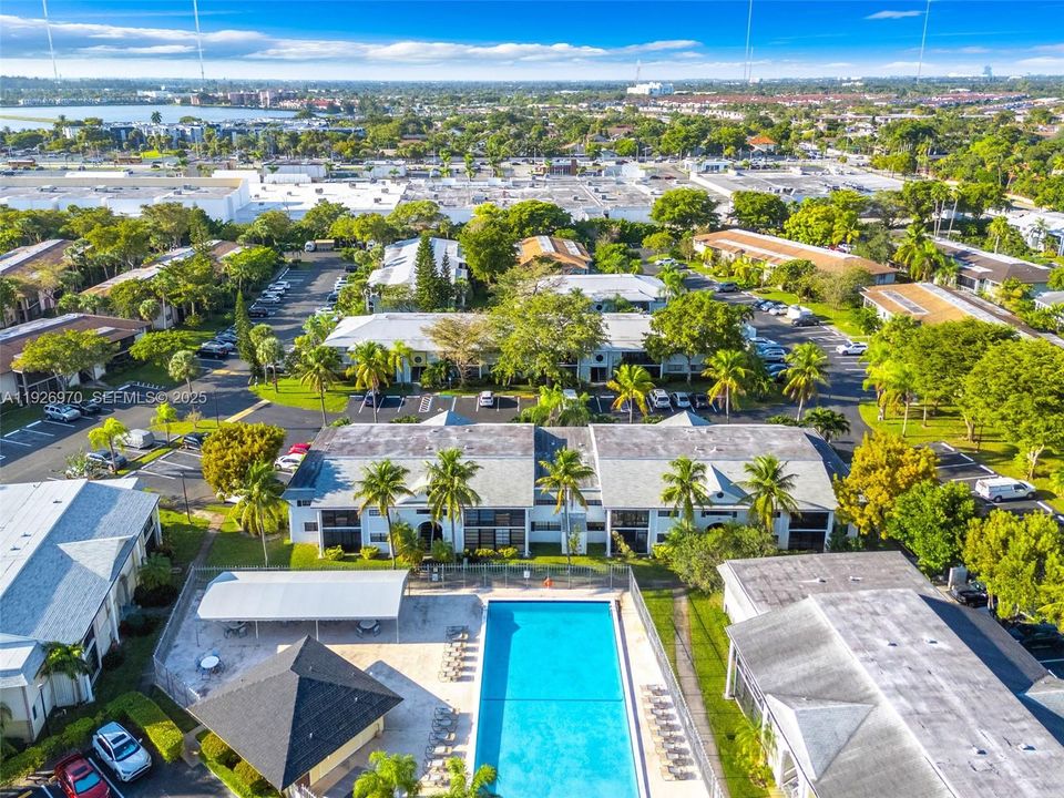 待售: $149,900 (2 贝兹, 2 浴室, 1070 平方英尺)