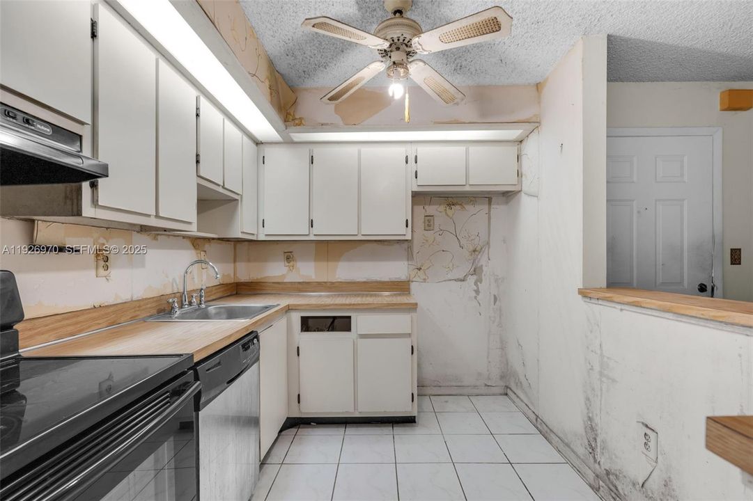 待售: $149,900 (2 贝兹, 2 浴室, 1070 平方英尺)