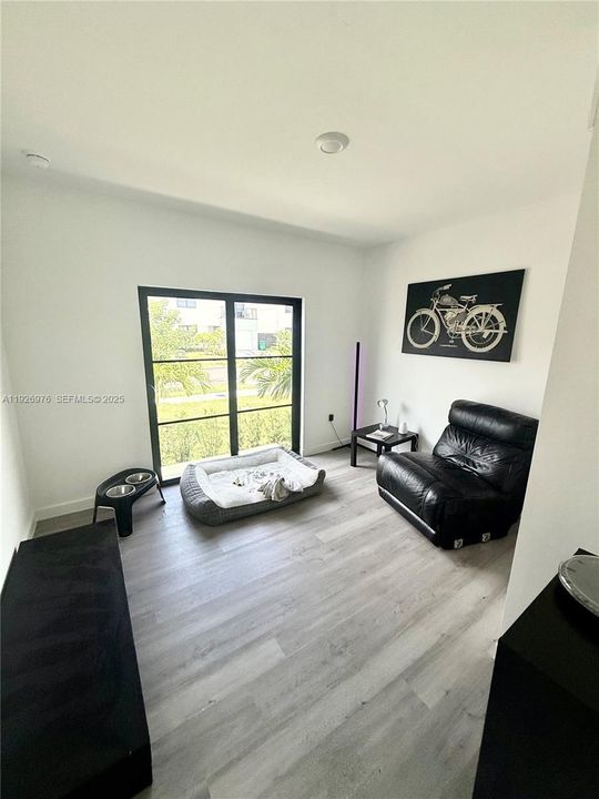 En Renta: $3,650 (5 camas, 3 baños, 1810 Pies cuadrados)