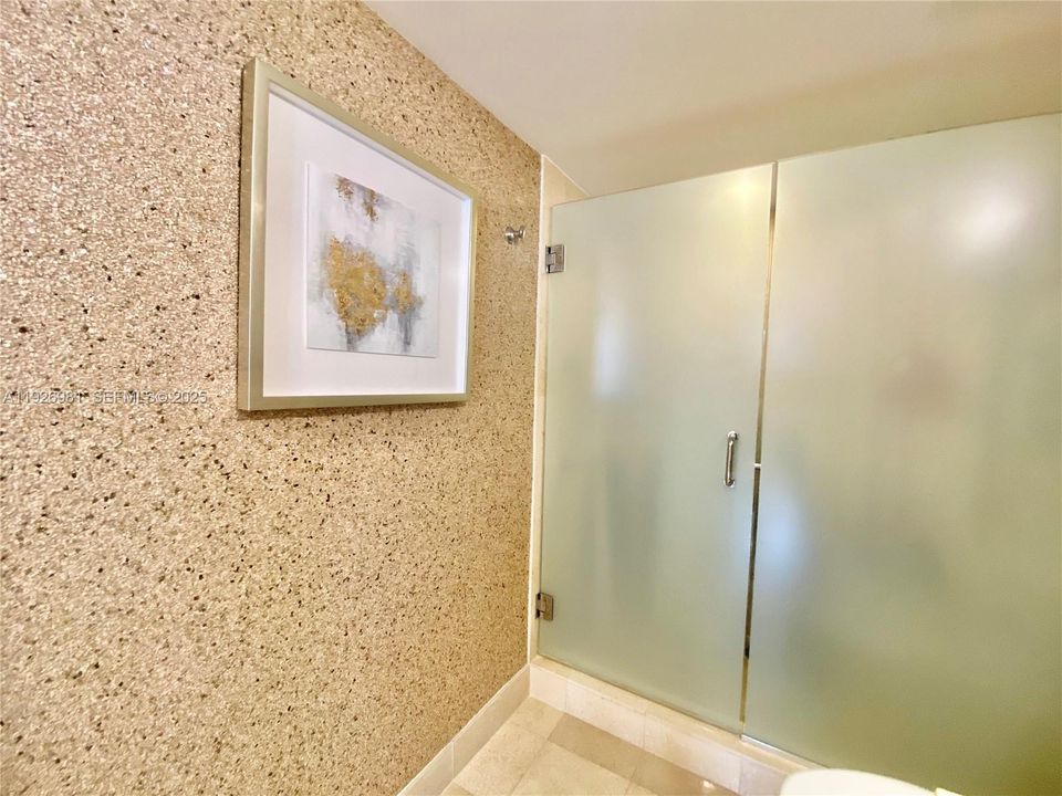 В аренду: $6,500 (3 спален, 3 ванн, 1600 Квадратных фут)