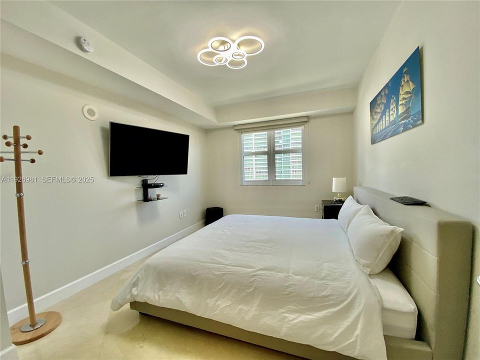 В аренду: $6,500 (3 спален, 3 ванн, 1600 Квадратных фут)