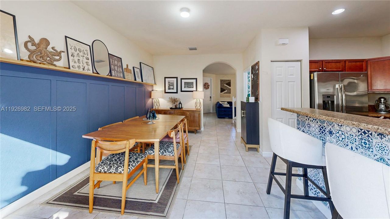 На продажу: $335,000 (3 спален, 2 ванн, 1432 Квадратных фут)