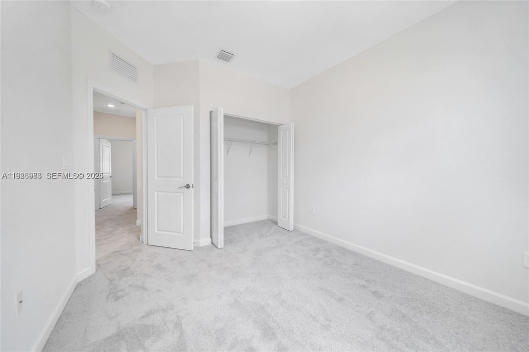 В аренду: $3,200 (3 спален, 2 ванн, 1442 Квадратных фут)