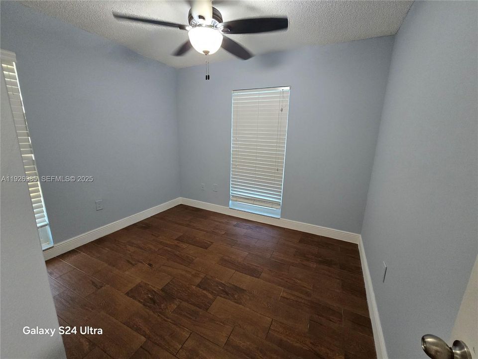 For Rent: $2,800 (3 beds, 2 baths, 1144 Square Feet)
