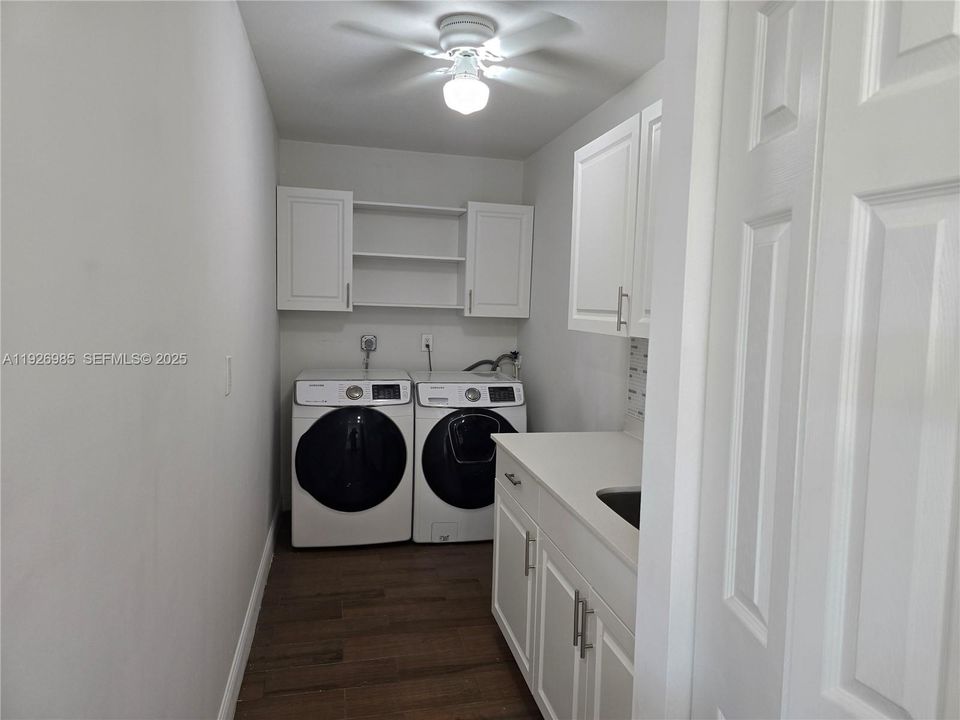 For Rent: $2,800 (3 beds, 2 baths, 1144 Square Feet)