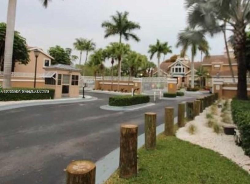 En Venta: $254,900 (1 camas, 1 baños, 651 Pies cuadrados)