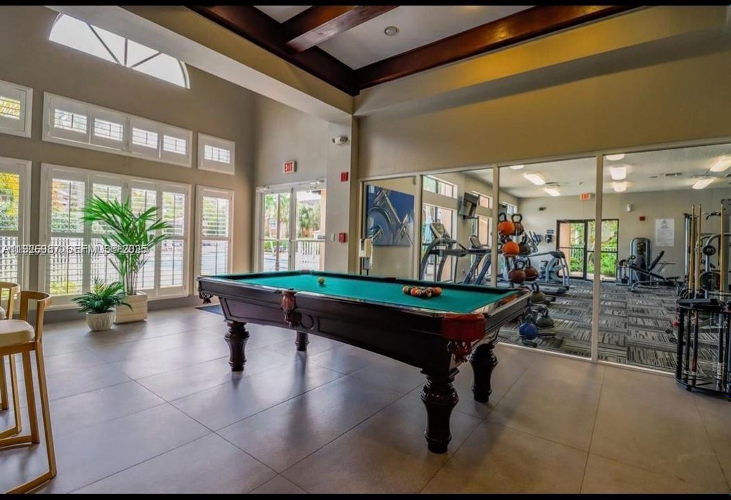 En Venta: $254,900 (1 camas, 1 baños, 651 Pies cuadrados)