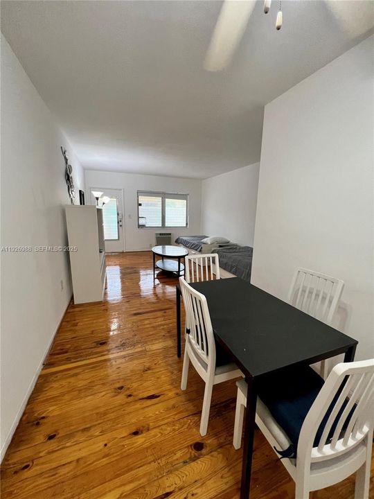 En Renta: $1,900 (0 camas, 1 baños, 440 Pies cuadrados)