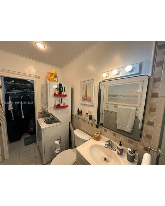 En Venta: $270,900 (0 camas, 1 baños, 420 Pies cuadrados)