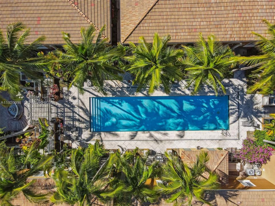 В аренду: $2,300 (1 спален, 1 ванн, 859 Квадратных фут)