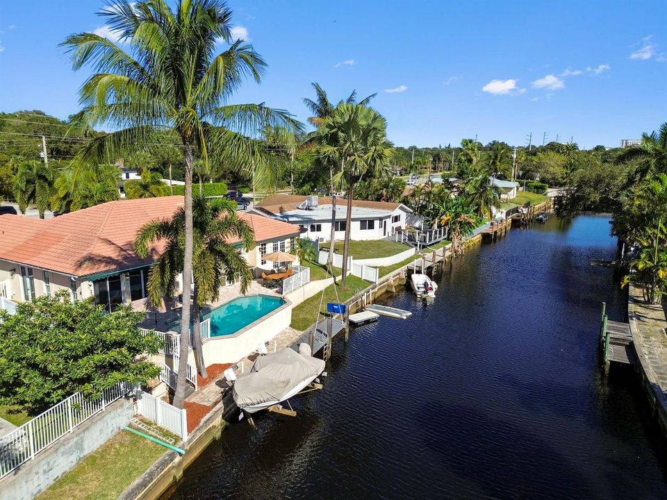 Private Dock / Direct Ocean Access