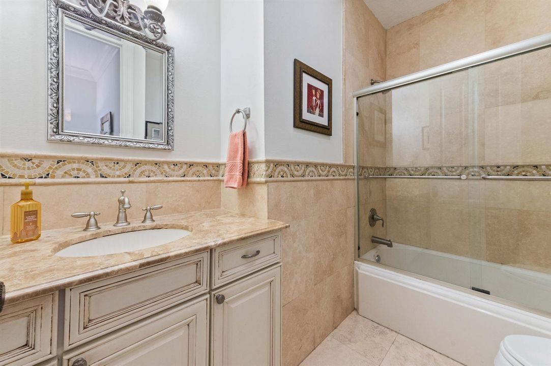 2nd BR Full Bath