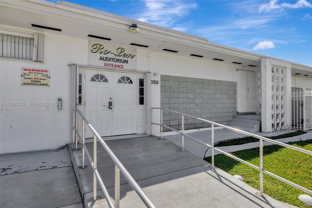 待售: $105,000 (1 贝兹, 1 浴室, 625 平方英尺)