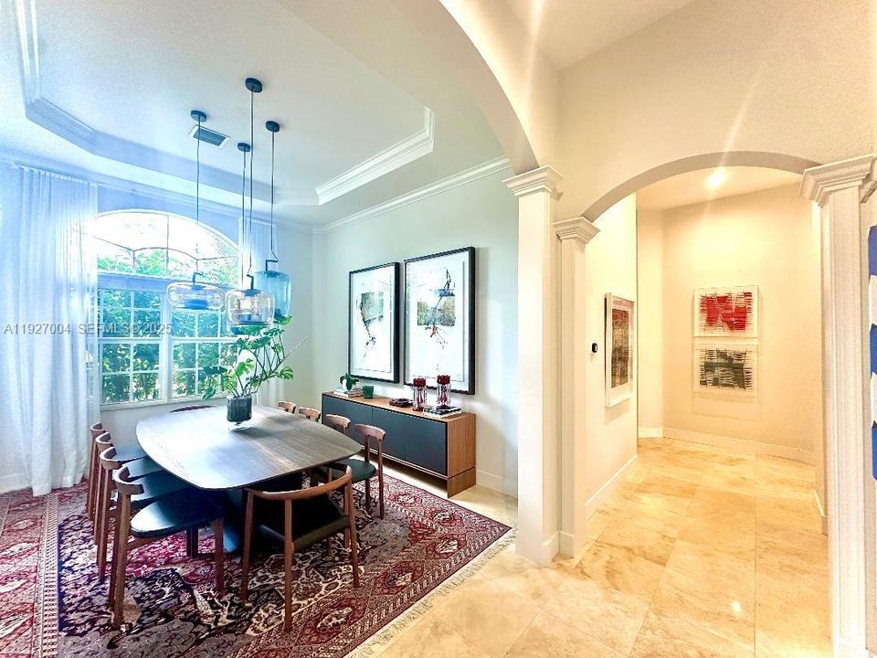 For Rent: $14,900 (5 beds, 5 baths, 4223 Square Feet)