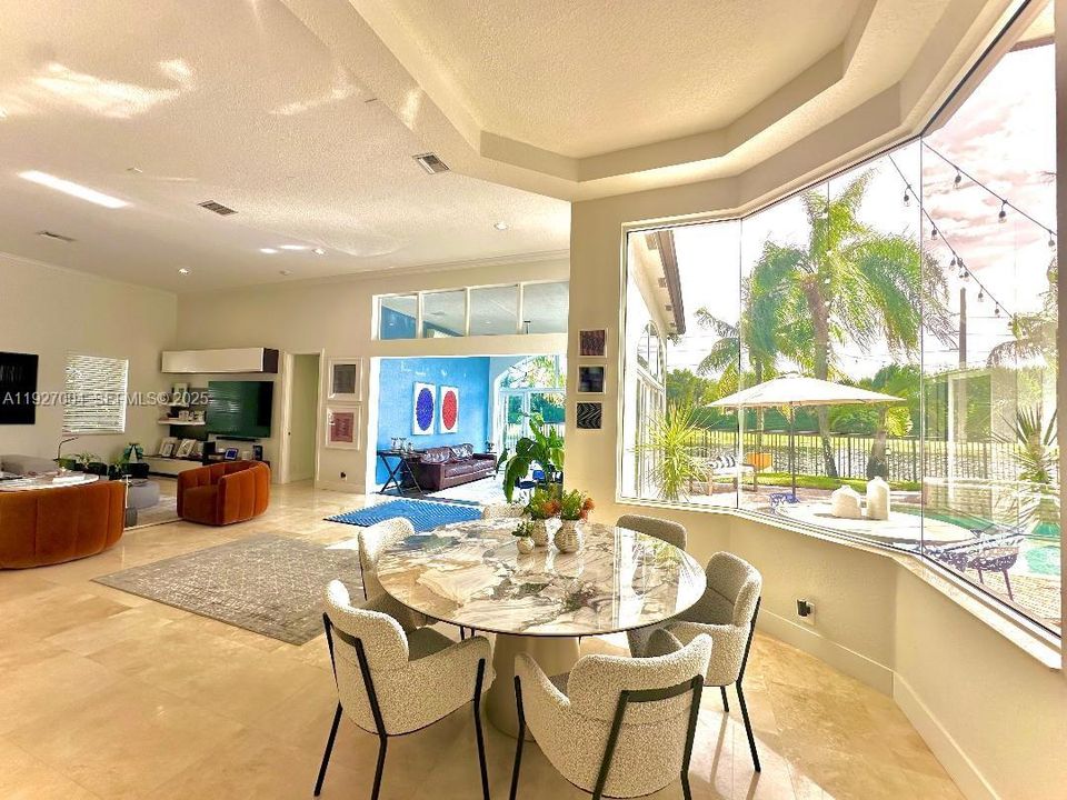 For Rent: $14,900 (5 beds, 5 baths, 4223 Square Feet)