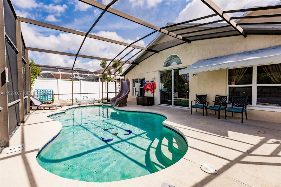 For Sale: $445,000 (4 beds, 2 baths, 2230 Square Feet)