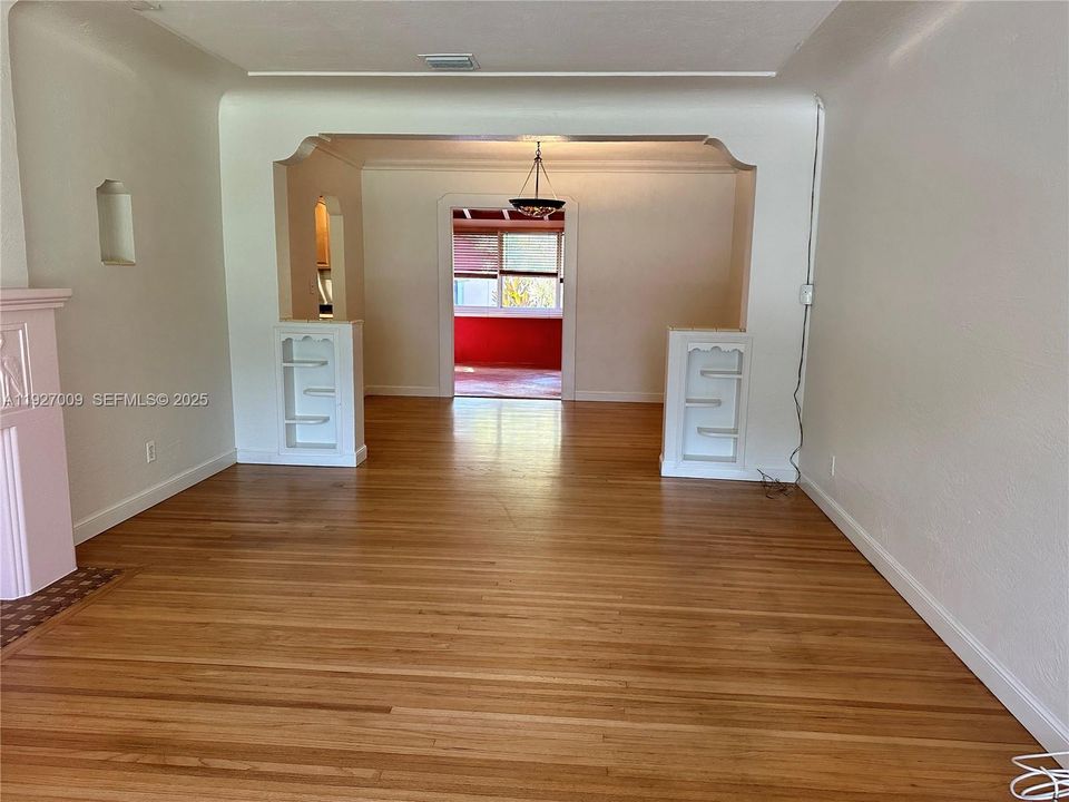 В аренду: $3,500 (2 спален, 1 ванн, 1500 Квадратных фут)