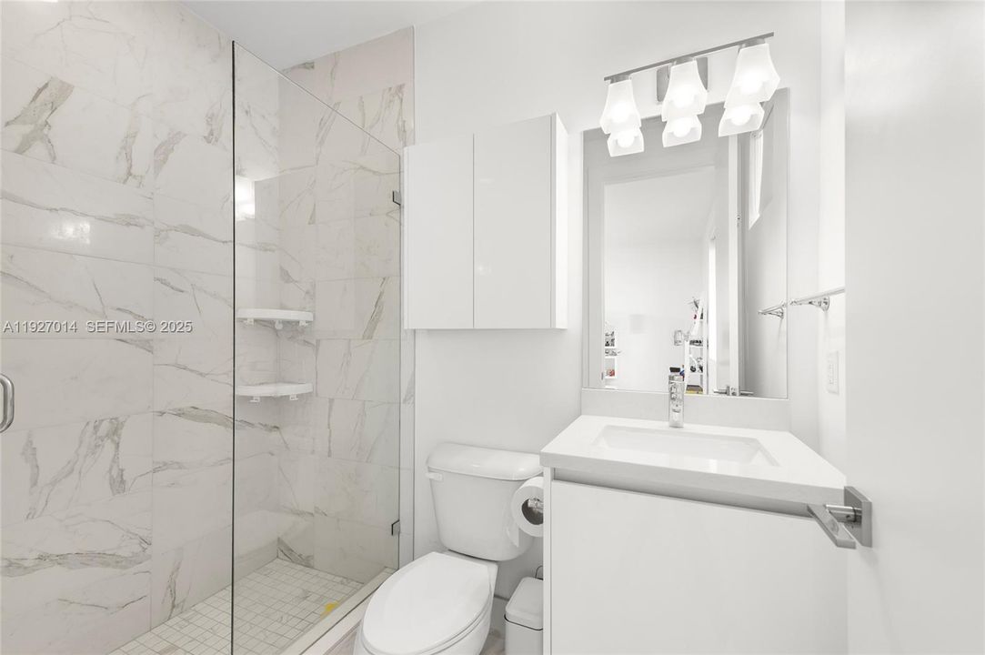 For Rent: $13,500 (5 beds, 5 baths, 4628 Square Feet)