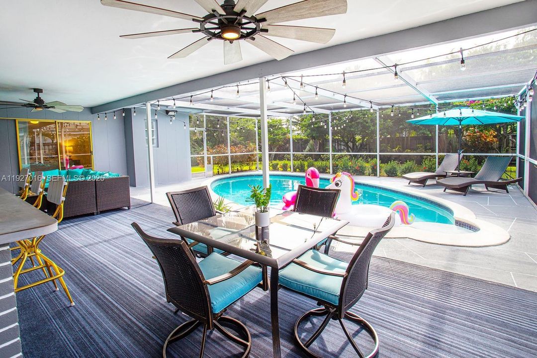 For Sale: $679,000 (3 beds, 2 baths, 1580 Square Feet)